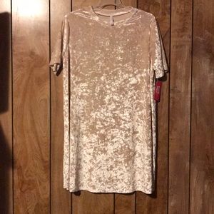 Velvet-like t shirt dress